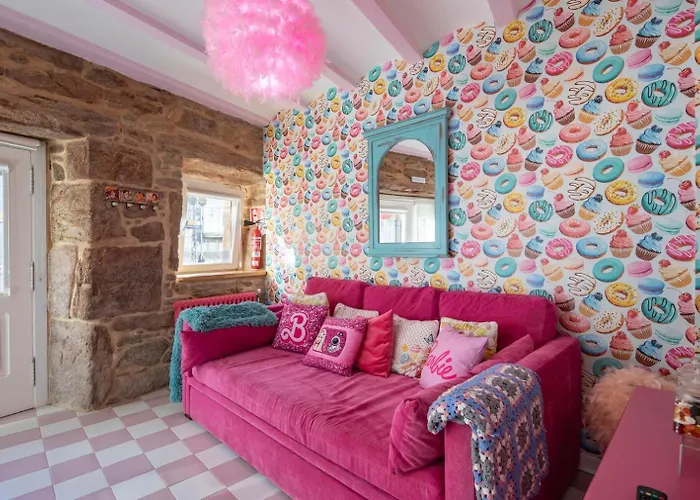 La Anos 50. La Casa Barbie. Banera, Chimenea شقة فندقية