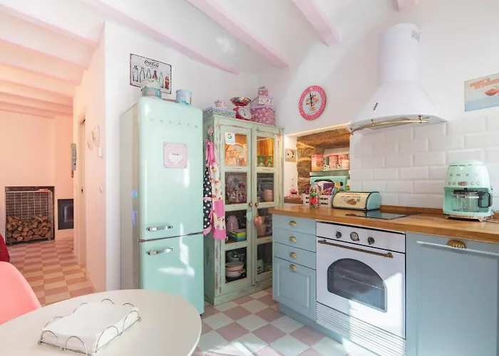 La Anos 50. La Casa Barbie. Banera, Chimenea شقة فندقية