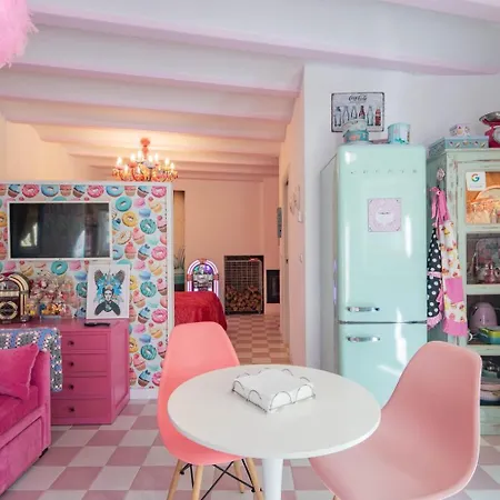 La Anos 50. La Casa Barbie. Banera, Chimenea Апарт-отель Коркубион